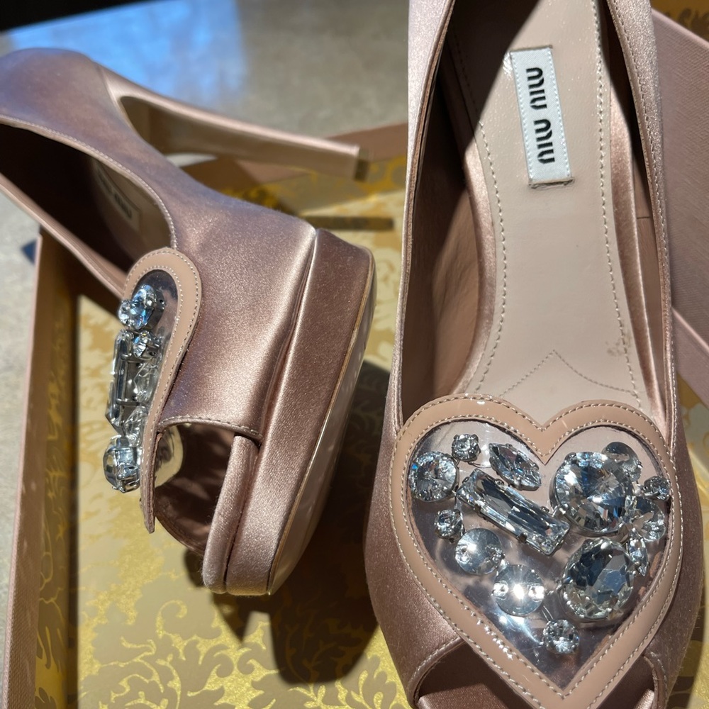 MIU MUI SATIN WITH HEARTS OF CRYSTAL “CINDERELLA” SHOES!!  NWT - Picture 8 of 14